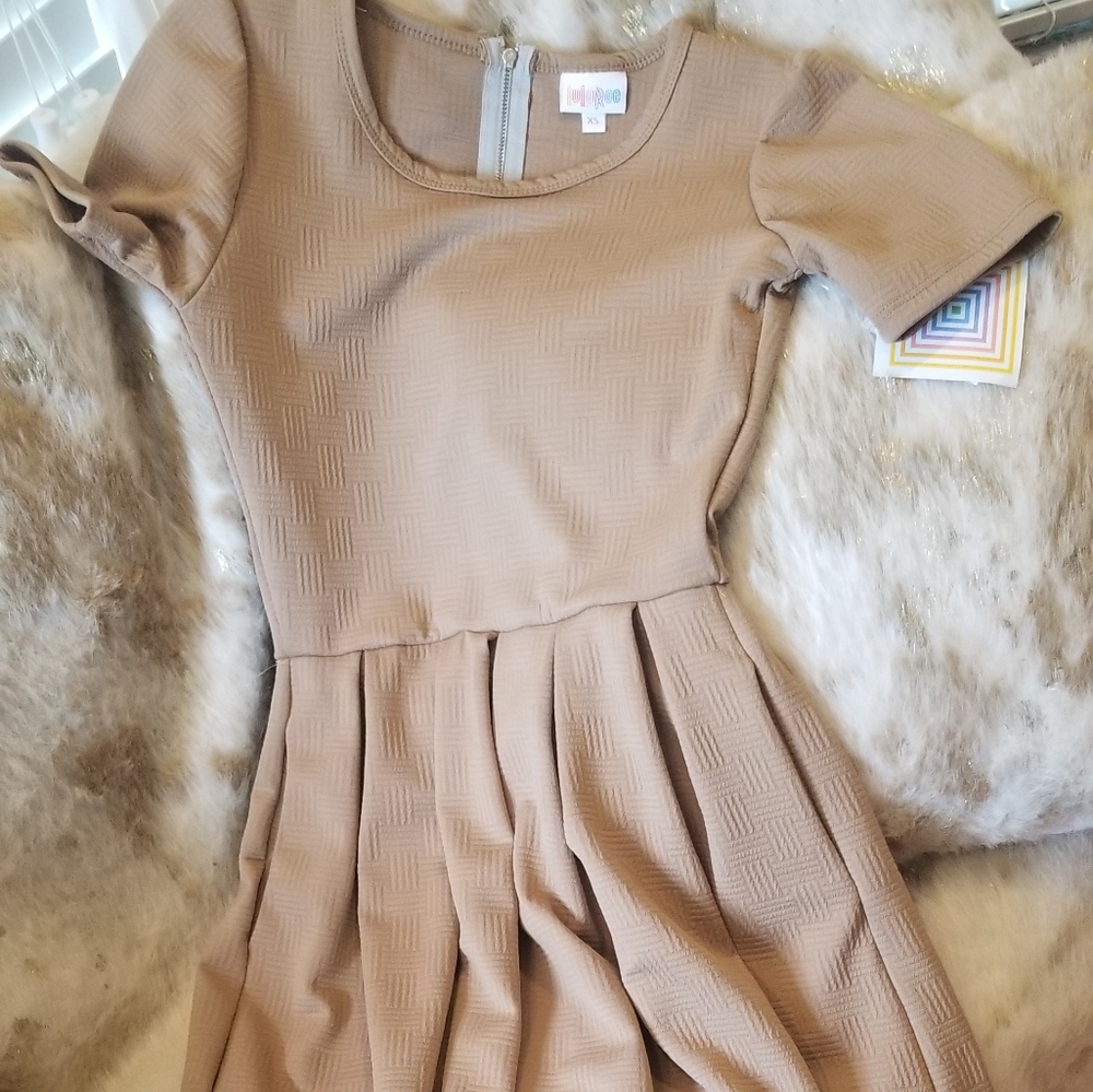 LuLaRoe Amelia